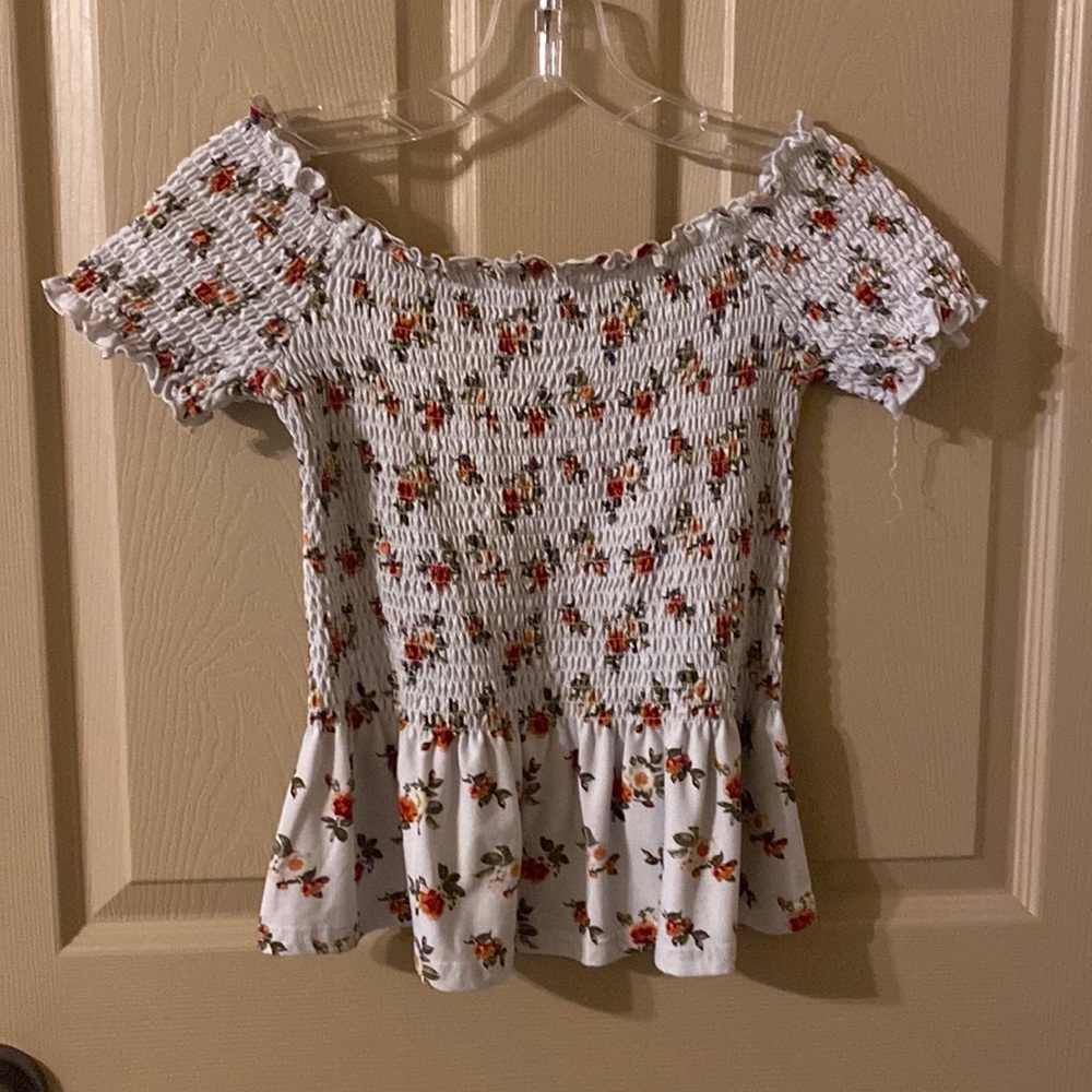 floral ruched top